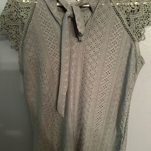Old Navy Gray Sleeveless Tie Front Blouse